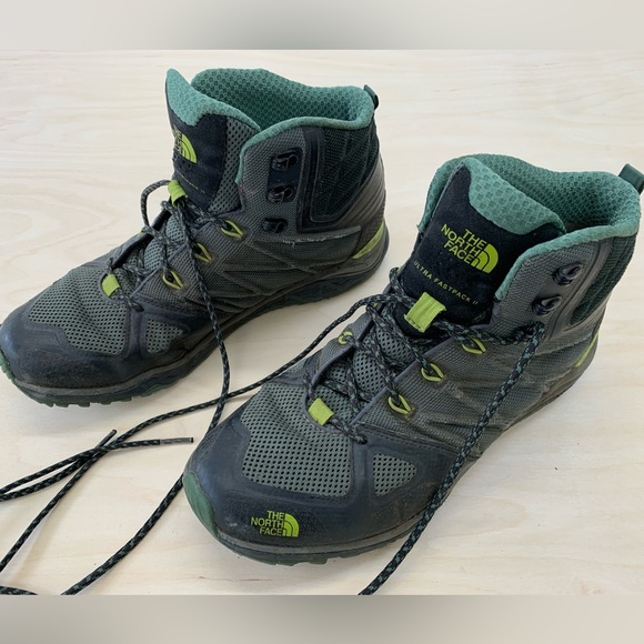 The North Face Hiking Boots w/ Gore-Tex Ultra Fast Pack II - Picture 1 of 5